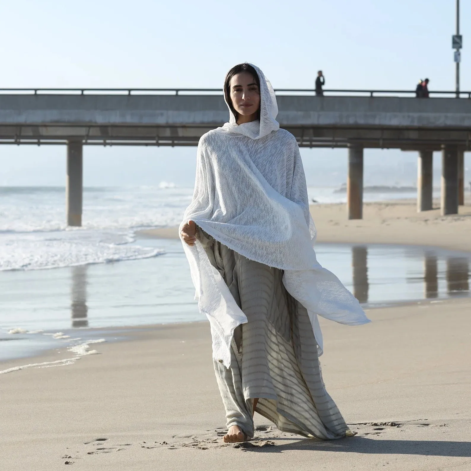 Hooded Magi | Poncho | Her