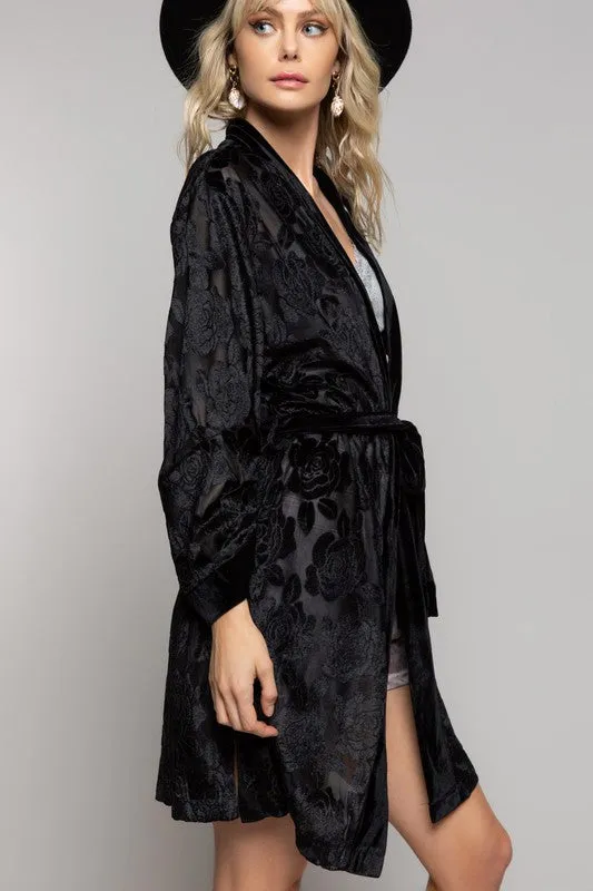 VELVET UNDERGROUND FLORAL KIMONO